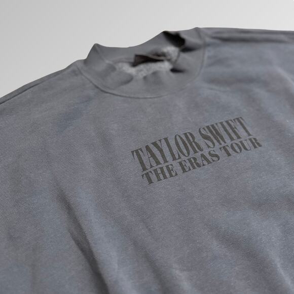 NEW Taylor Swift THE ERAS TOUR Blue Crewneck Sweatshirt SIZE MEDIUM *Flaw* READ! - Picture 3 of 6